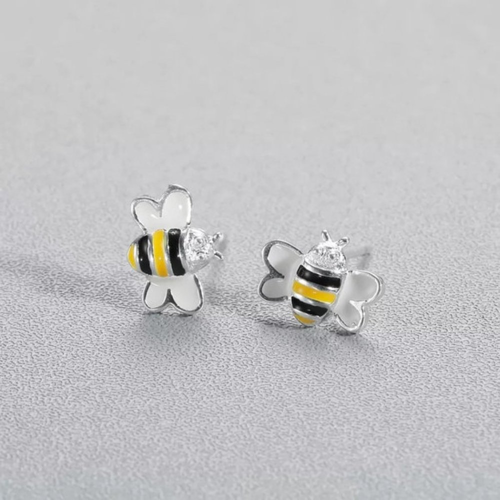 S925 Adorable Bee Stud Earrings - Picture 3 of 10